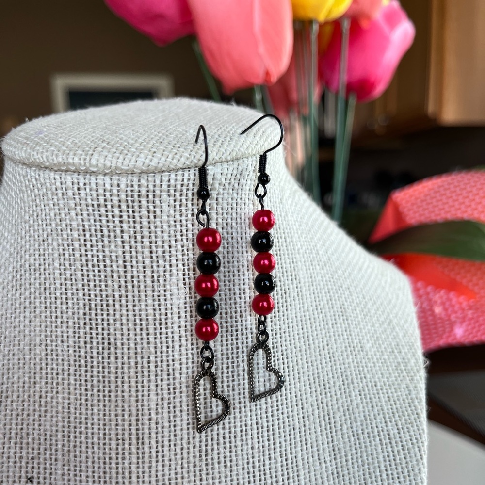 ❤️🖤Handmade Earrings 🖤❤️